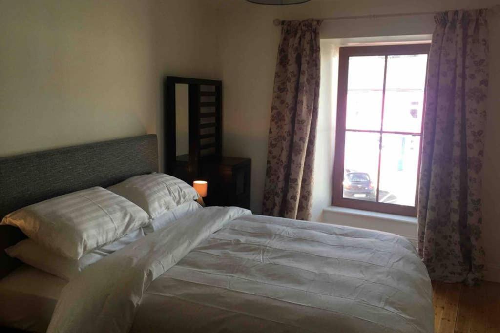 Apartment 4, Clifden Bay Apartments Esterno foto